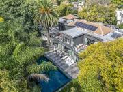 6 Bedroom House in Houghton Estate