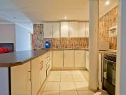 6 Bedroom House in Kaysers Beach