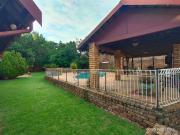 6 Bedroom House in Lakefield