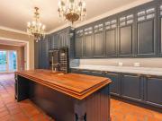 6 Bedroom House in Lovemore Park