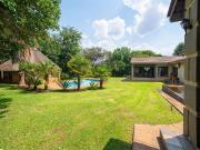 6 Bedroom House in Marister