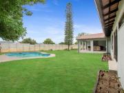 6 Bedroom House in Noordwyk