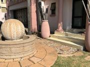 6 Bedroom House in Parkrand