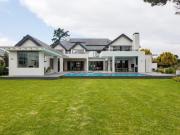 6 Bedroom House in Pearl Valley at Val de Vie