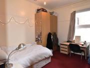 6 bedroom House in Queens Road, Leeds