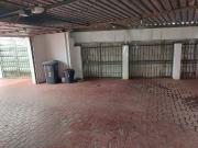 6 Bedroom House in Robertsham