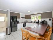 6 Bedroom House in Sunset Beach