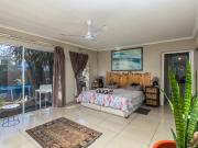 6 Bedroom House in Table View