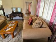 6 Bedroom House in Universitas