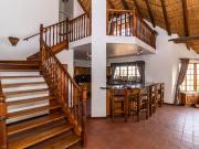 6 Bedroom House in Waverley