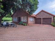 6 Bedroom House in Wonderboom