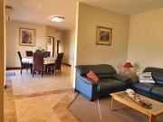 6 Bedroom House in Woodland Hills