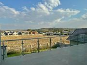 6 Bedroom House in Woodland Hills