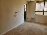 6 Bedroom House in Zwavelpoort