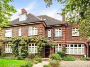 6 Bedroom House Londres Greater London LS98297058