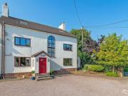 6 Bedroom House Newton Cheshire 93031133