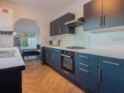 6 bedroom flat to rent