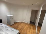 6 bedroom house of multiple occupation to rent