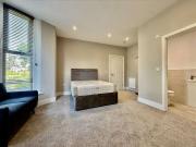 6 Bedroom House Share