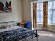 6 bedroom house share for rent in Park Road East, WV1