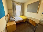 6 bedroom house share to rent