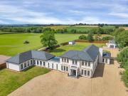 6 Bedroom House Stafford Staffordshire 92996353