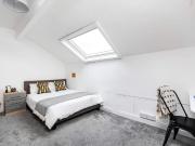 6 bedroom house to rent