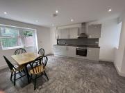 6 bedroom house to rent