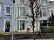 6 bedroom house to rent