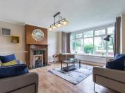 6 bedroom house to rent