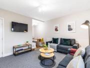 6 bedroom house to rent