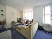 6 bedroom house to rent