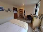 6 bedroom house to rent