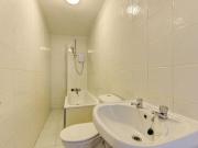 6 bedroom house to rent