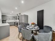 6 bedroom house to rent