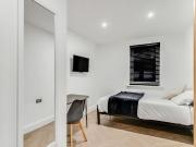 6 bedroom house to rent