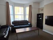 6 bedroom house to rent