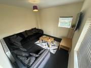 6 bedroom house to rent