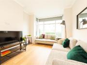 6 bedroom house to rent