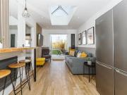 6 bedroom house to rent