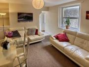 6 bedroom house to rent