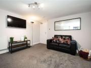 6 bedroom house to rent