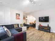 6 bedroom house to rent