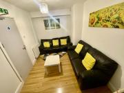 6 bedroom house to rent