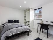 6 bedroom house to rent