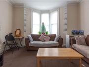 6 bedroom house to rent