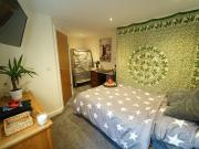 6 bedroom house to rent