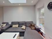 6 bedroom house to rent