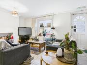 6 Bedroom House to Rent 6 Bedroom House to Rent