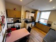 6 bedroom house to rent